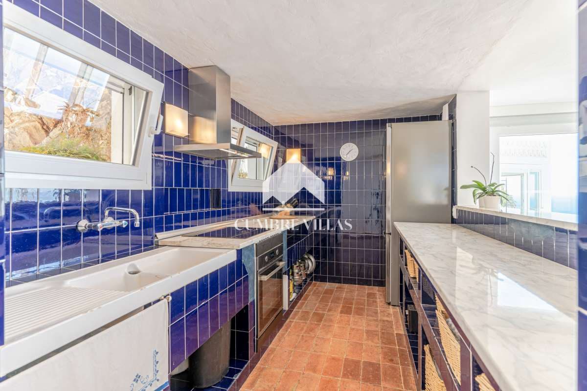 5 soveværelse Villa til salg i Almunecar med swimmingpool garage - € 1.980.000 (Ref: 9142512)