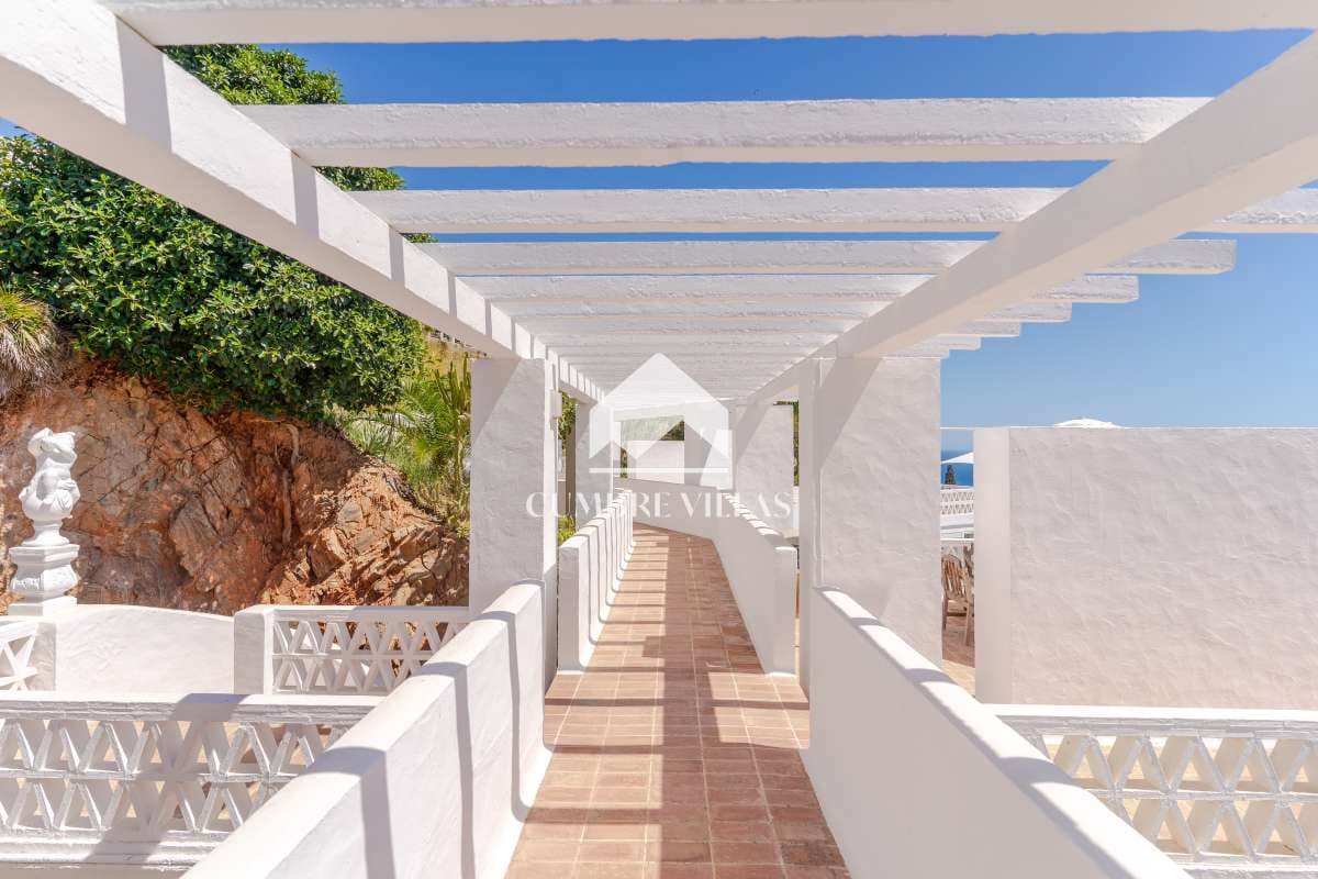 5 soveværelse Villa til salg i Almunecar med swimmingpool garage - € 1.980.000 (Ref: 9142512)