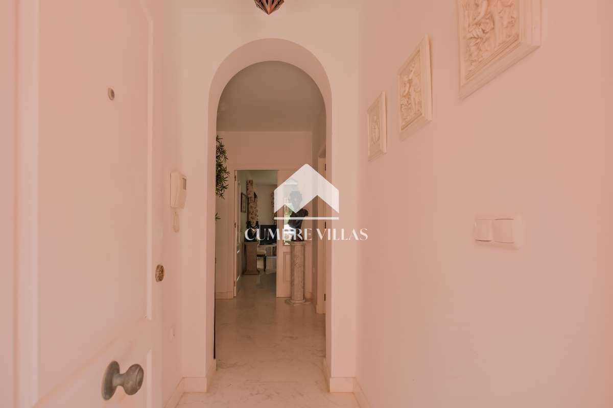 4 soveværelse Byhus til salg i Motril med swimmingpool garage - € 520.000 (Ref: 9142513)