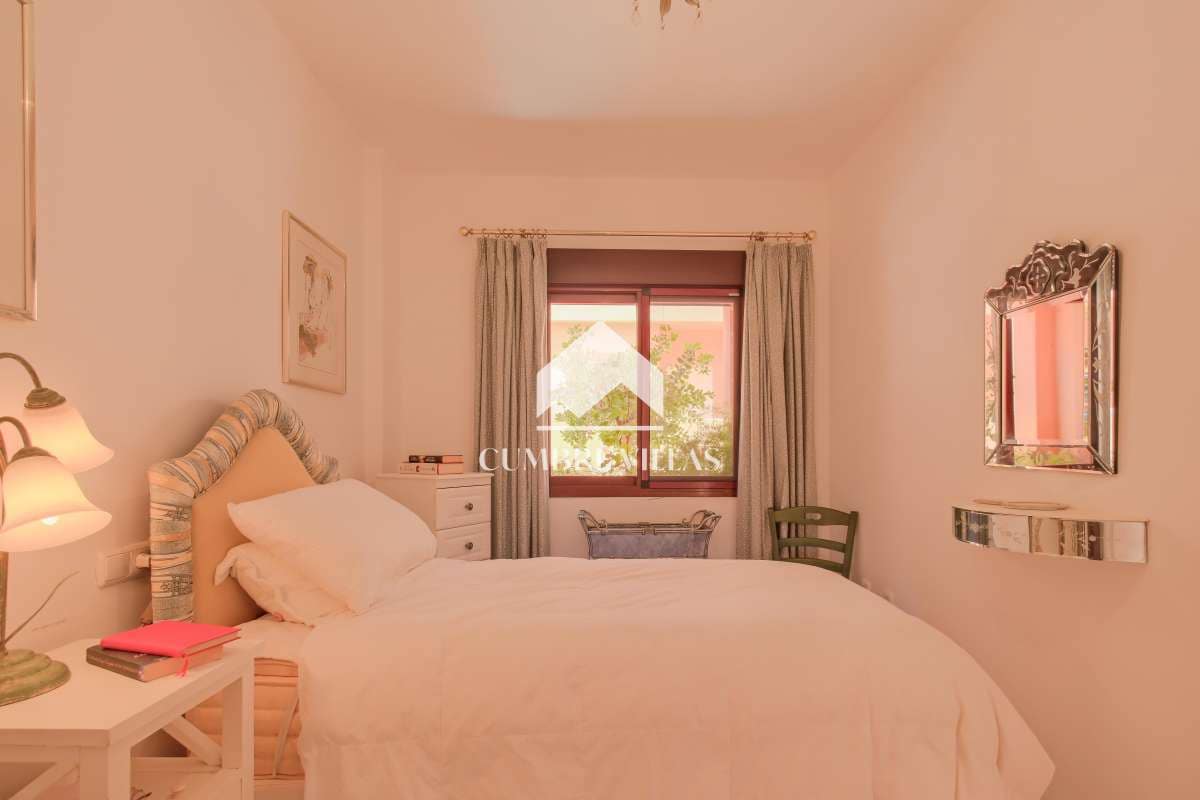 4 soveværelse Byhus til salg i Motril med swimmingpool garage - € 520.000 (Ref: 9142513)