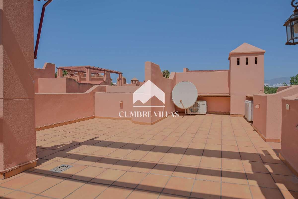 4 soveværelse Byhus til salg i Motril med swimmingpool garage - € 520.000 (Ref: 9142513)