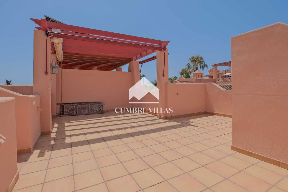 4 soveværelse Byhus til salg i Motril med swimmingpool garage - € 520.000 (Ref: 9142513)