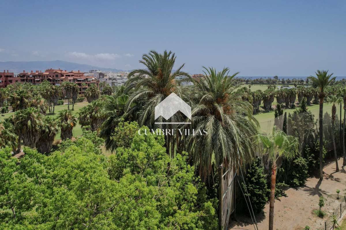 4 soveværelse Byhus til salg i Motril med swimmingpool garage - € 520.000 (Ref: 9142513)