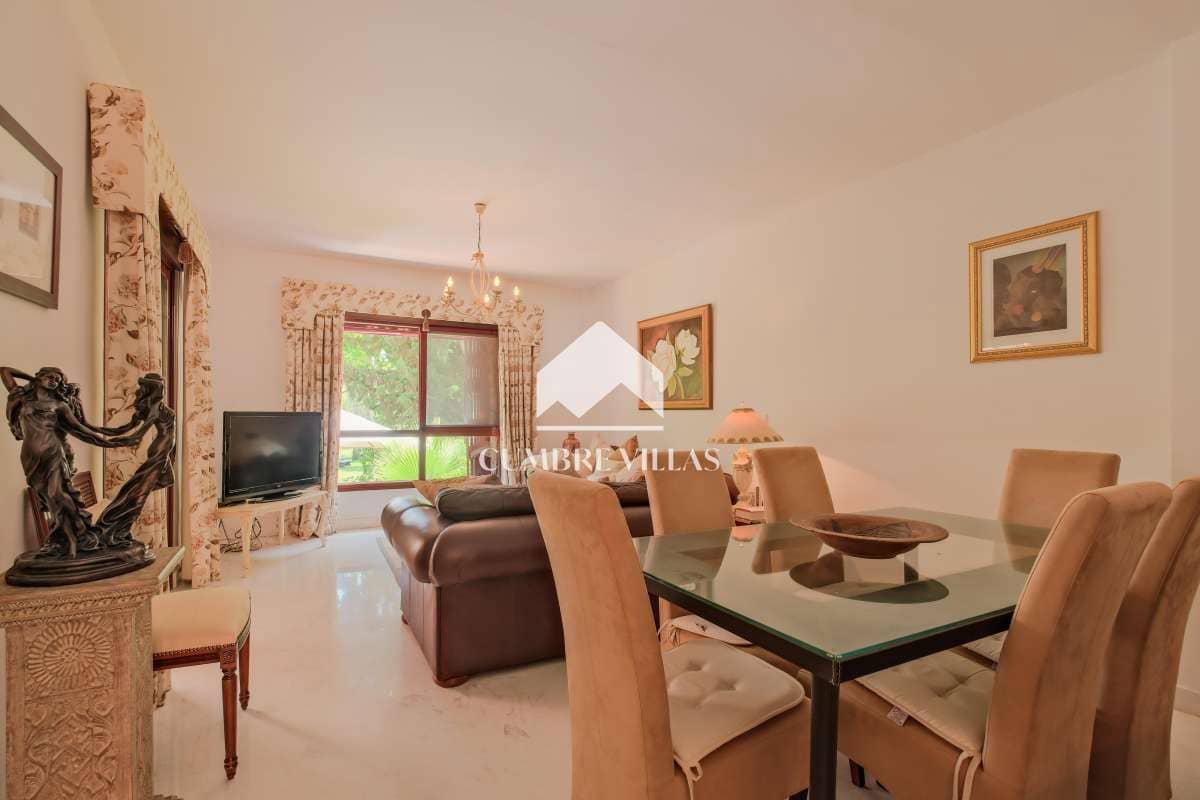 4 soveværelse Byhus til salg i Motril med swimmingpool garage - € 520.000 (Ref: 9142513)