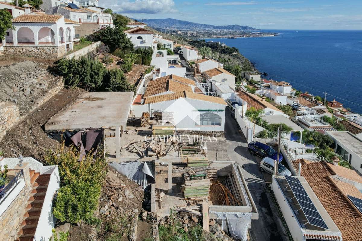 2 sovrum Villa till salu i Salobrena med pool garage - 799 000 € (Ref: 9182038)