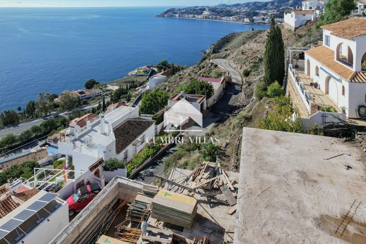 2 sovrum Villa till salu i Salobrena med pool garage - 799 000 € (Ref: 9182038)