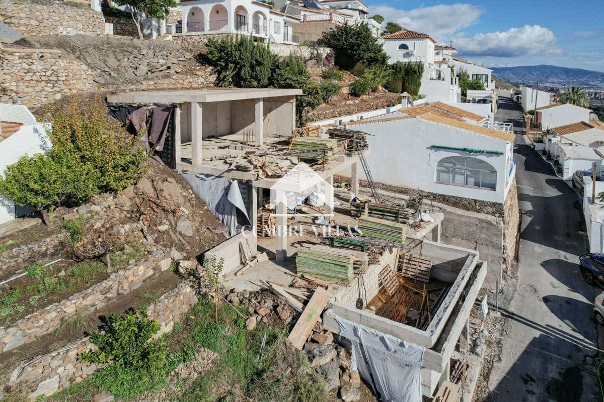 2 sovrum Villa till salu i Salobrena med pool garage - 799 000 € (Ref: 9182038)