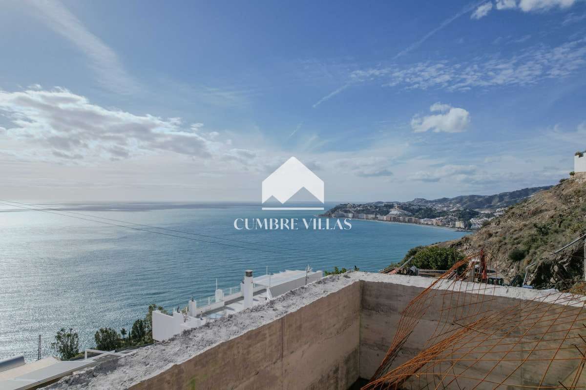 2 makuuhuone Huvila myytävänä paikassa Salobrena mukana uima-altaan 
autotalli - 690 000 € (Ref: 9182038)