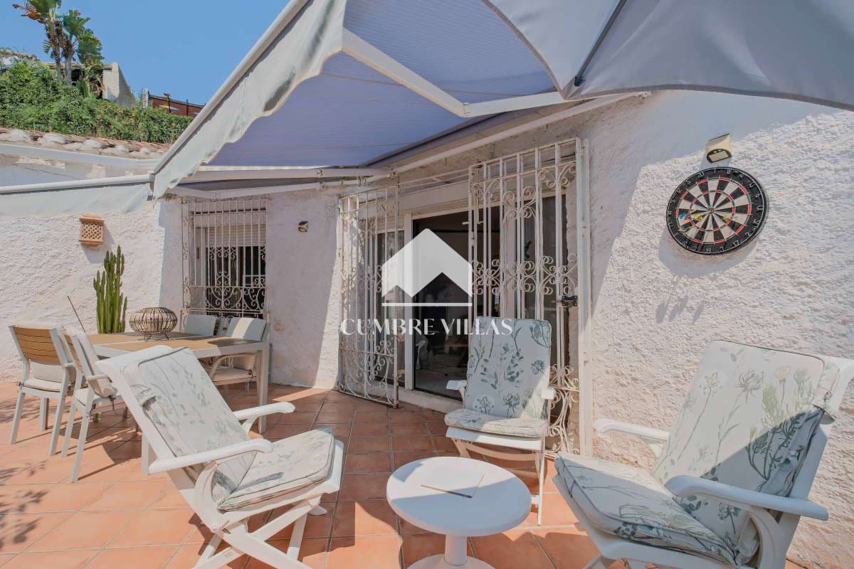 3 soveværelse Villa til salg i Salobrena med swimmingpool garage - € 455.000 (Ref: 9197361)