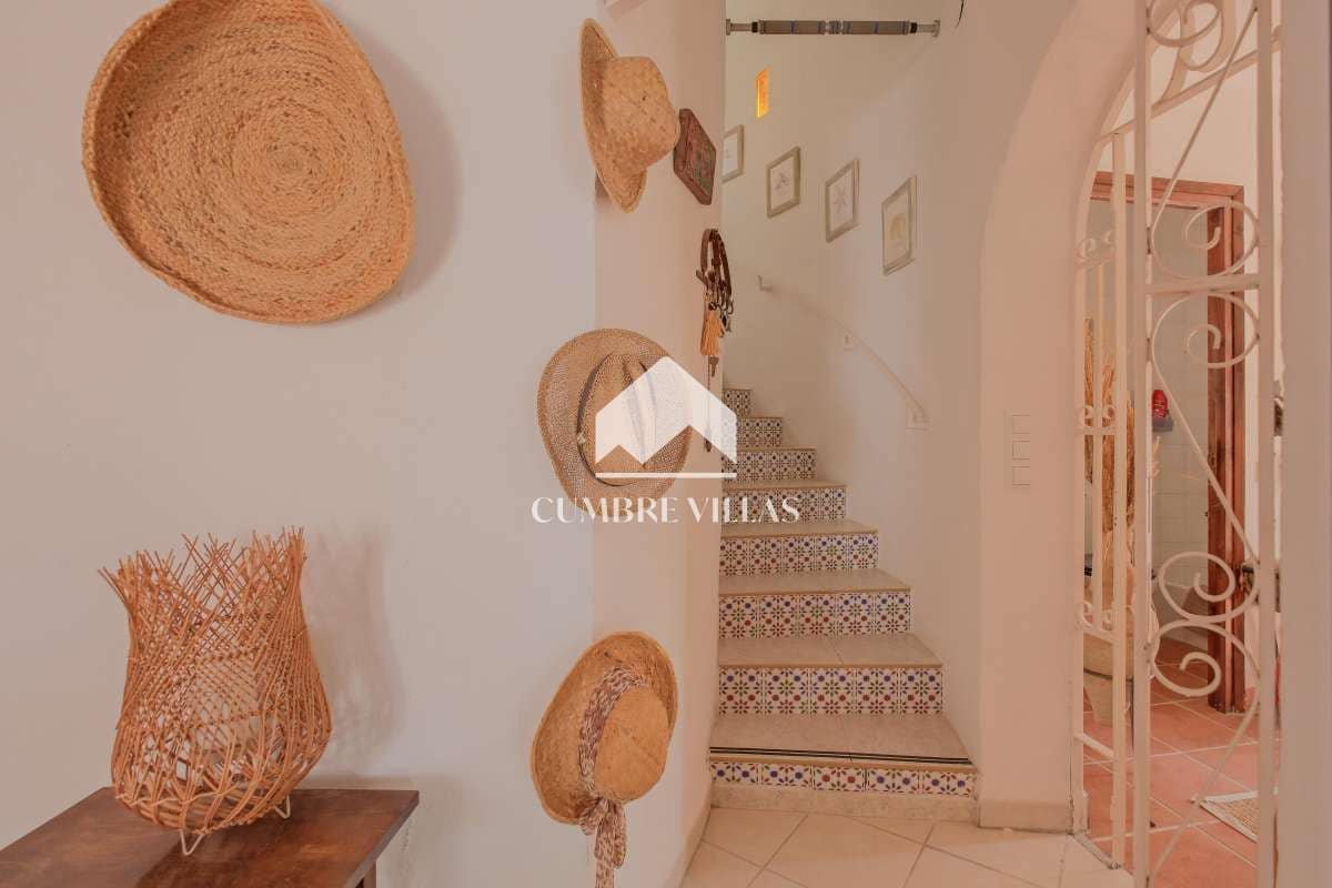 3 soveværelse Villa til salg i Salobrena med swimmingpool garage - € 455.000 (Ref: 9197361)