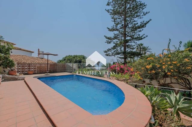 3 soverom Villa til salgs i Salobreña med svømmebasseng garasje - € 455 000 (Ref: 9197361)