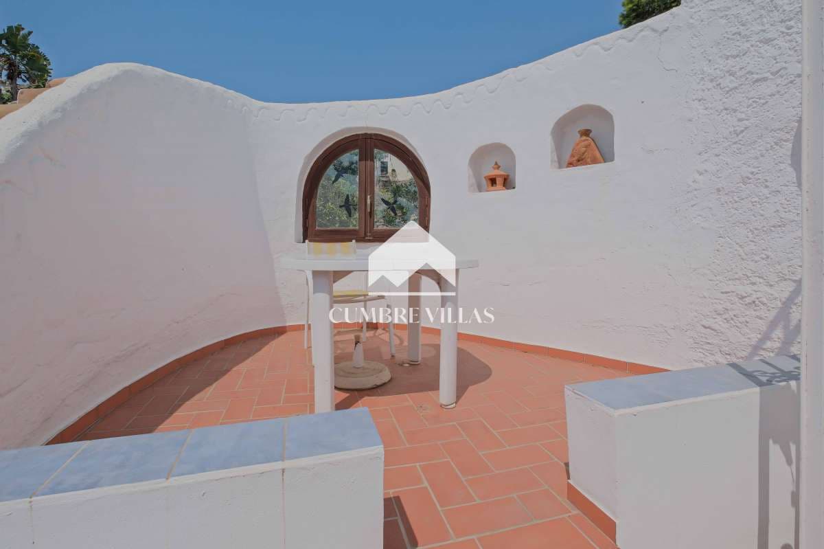 3 soveværelse Villa til salg i Salobrena med swimmingpool garage - € 455.000 (Ref: 9197361)