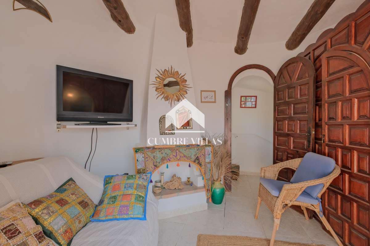 3 soveværelse Villa til salg i Salobrena med swimmingpool garage - € 455.000 (Ref: 9197361)