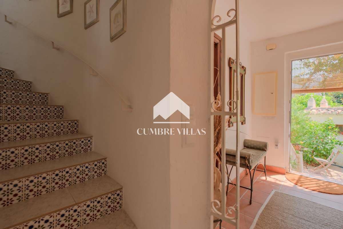 3 soveværelse Villa til salg i Salobrena med swimmingpool garage - € 455.000 (Ref: 9197361)