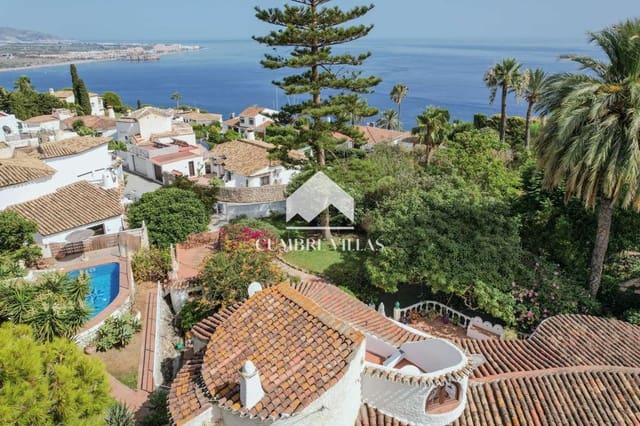 3 soverom Villa til salgs i Salobreña med svømmebasseng garasje - € 455 000 (Ref: 9197361)