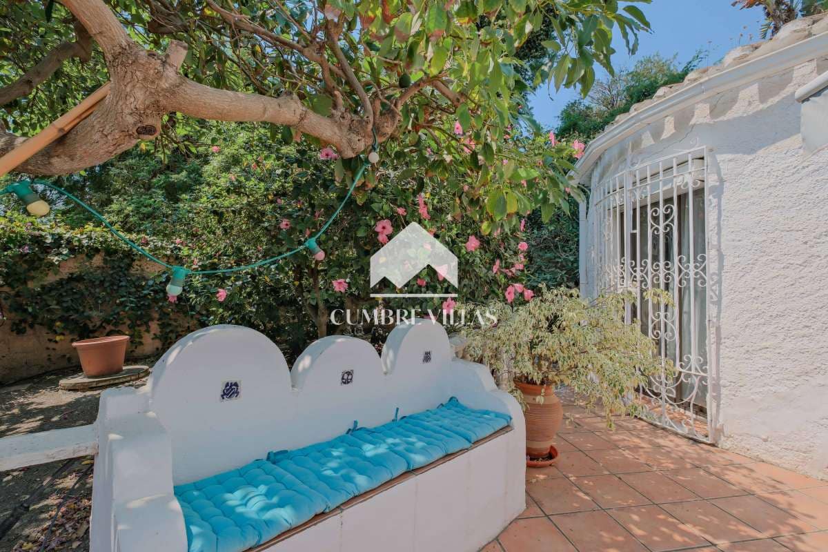 3 soveværelse Villa til salg i Salobrena med swimmingpool garage - € 455.000 (Ref: 9197361)