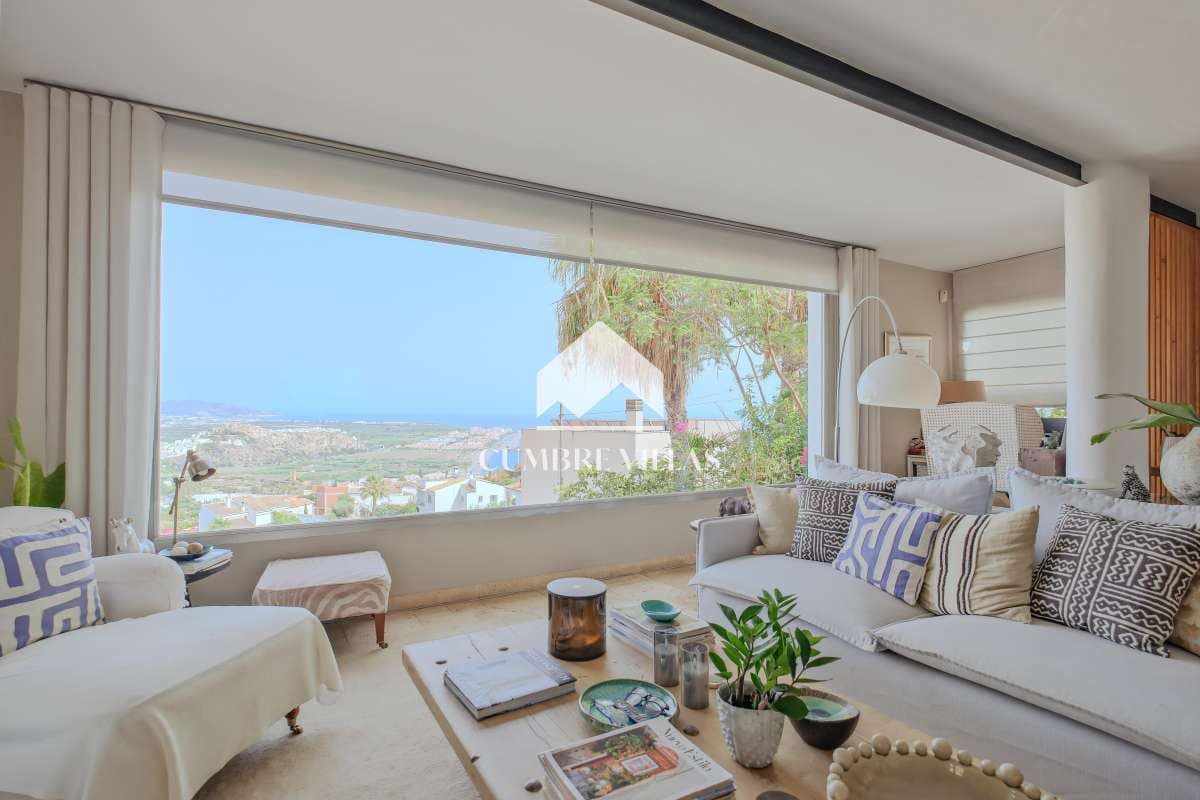 4 soveværelse Villa til salg i Salobrena med swimmingpool garage - € 1.295.000 (Ref: 9232002)