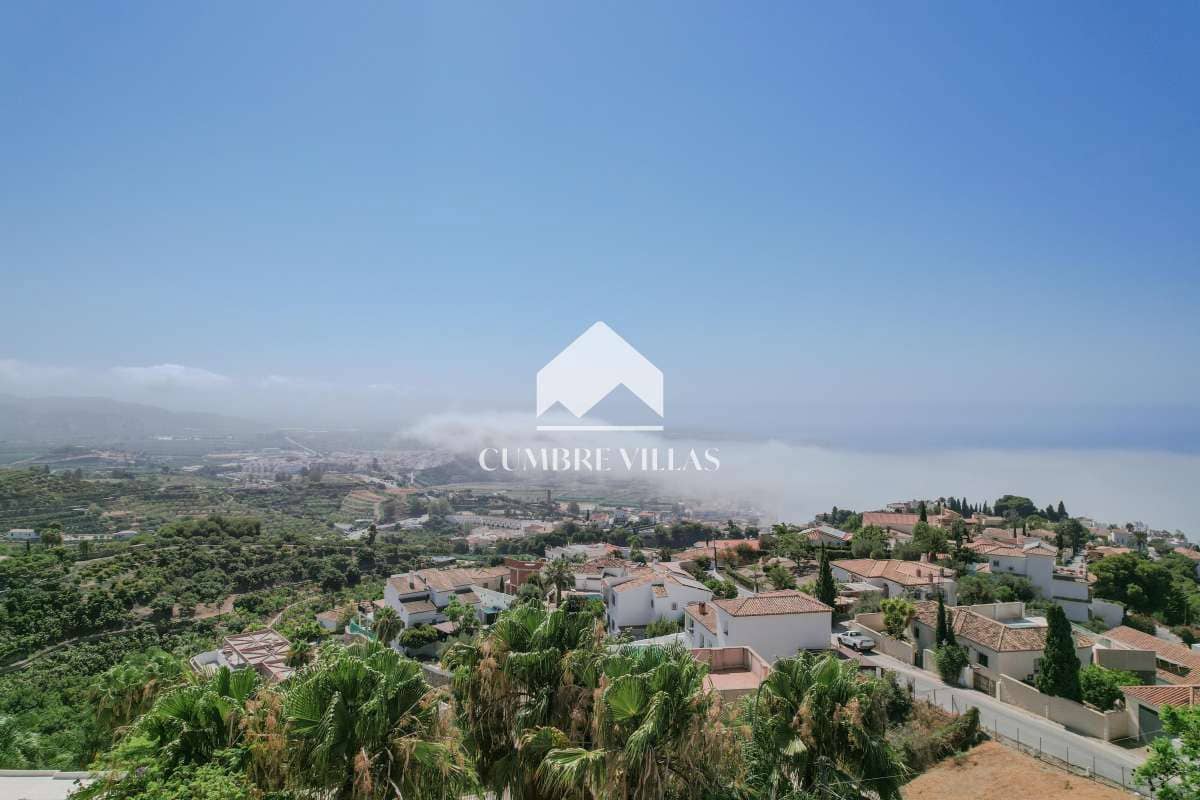 4 soveværelse Villa til salg i Salobrena med swimmingpool garage - € 1.295.000 (Ref: 9232002)