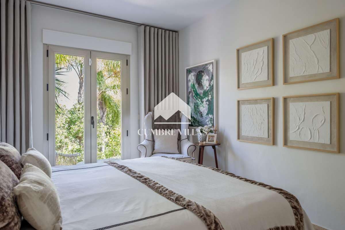 4 soveværelse Villa til salg i Salobrena med swimmingpool garage - € 1.295.000 (Ref: 9232002)