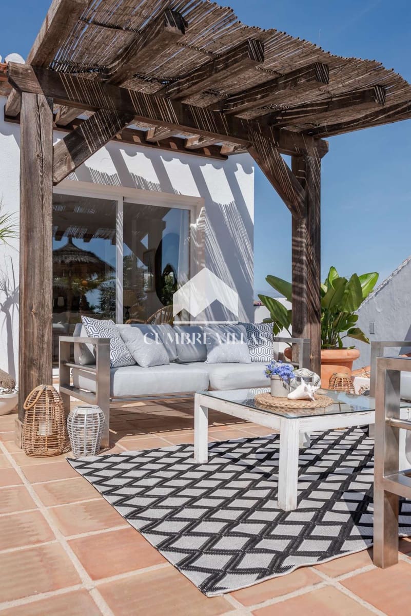 4 soveværelse Villa til salg i Salobrena med swimmingpool garage - € 1.295.000 (Ref: 9232002)