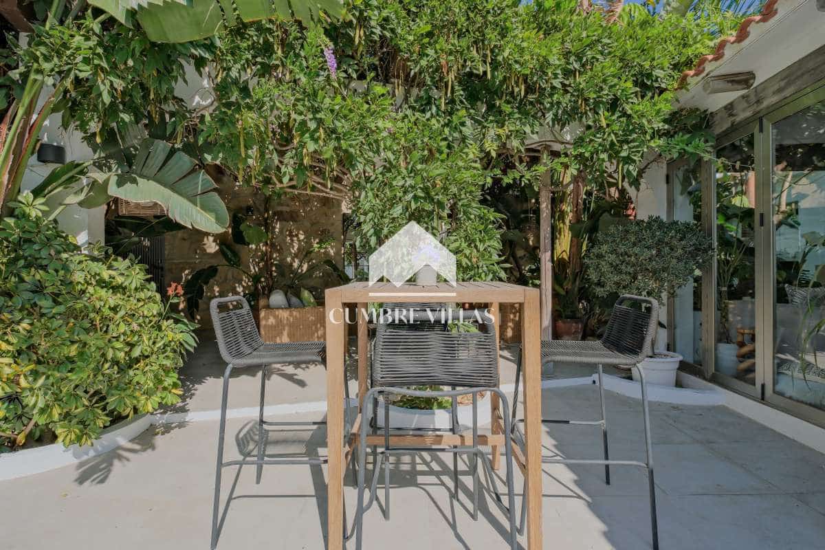 4 soveværelse Villa til salg i Salobrena med swimmingpool garage - € 1.295.000 (Ref: 9232002)