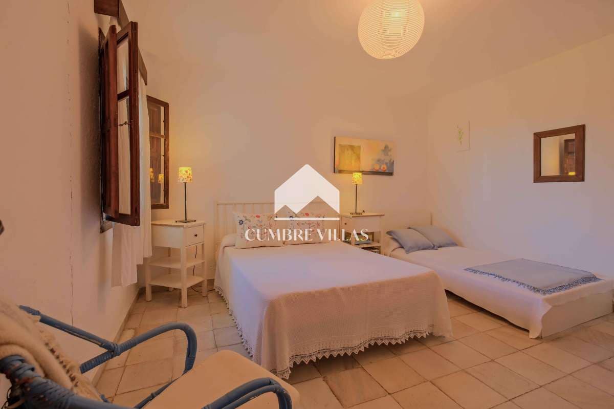 5 sypialnia Finka/Dom wiejski na sprzedaż w Motril z basenem - 780 000 € (Ref: 9268981)