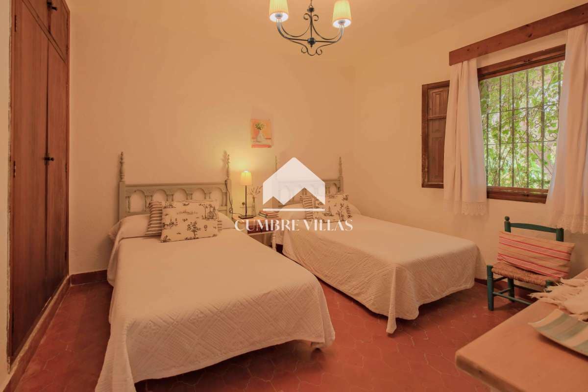 5 sypialnia Finka/Dom wiejski na sprzedaż w Motril z basenem - 780 000 € (Ref: 9268981)