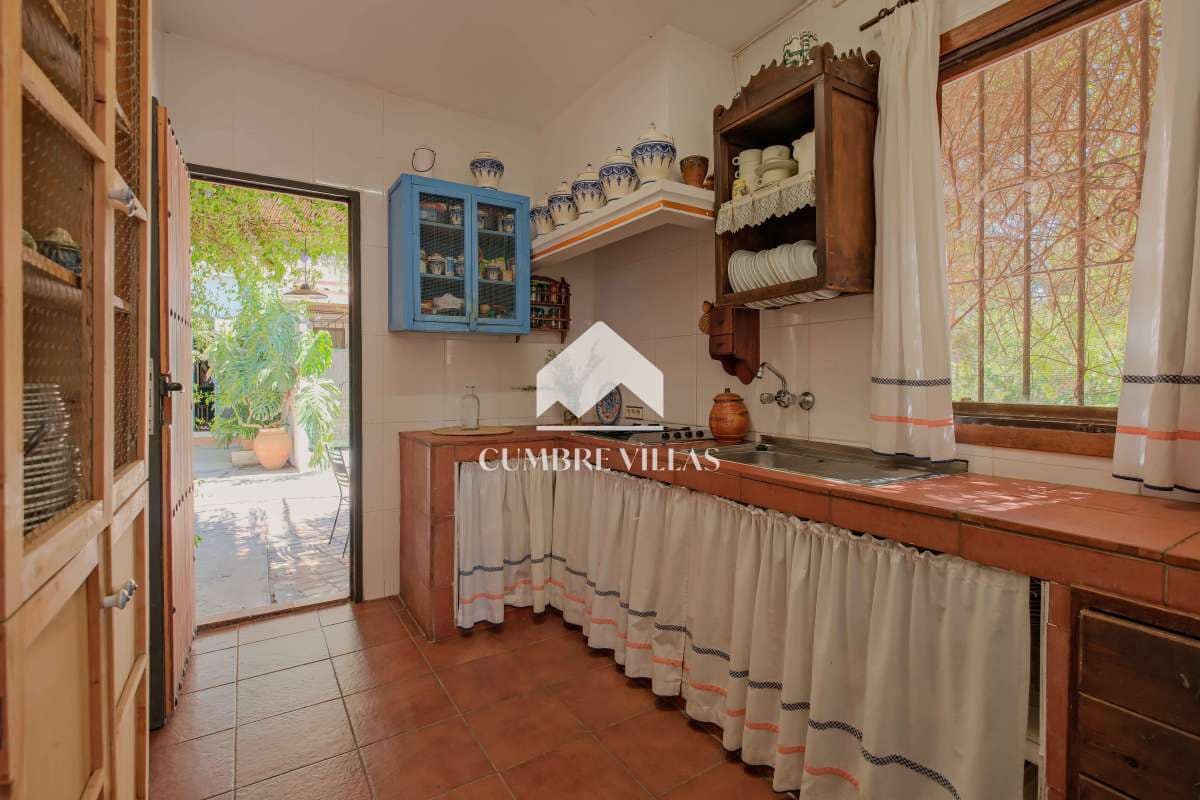 5 sypialnia Finka/Dom wiejski na sprzedaż w Motril z basenem - 780 000 € (Ref: 9268981)