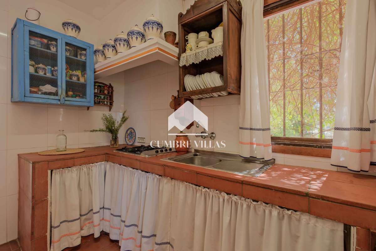 5 sypialnia Finka/Dom wiejski na sprzedaż w Motril z basenem - 780 000 € (Ref: 9268981)