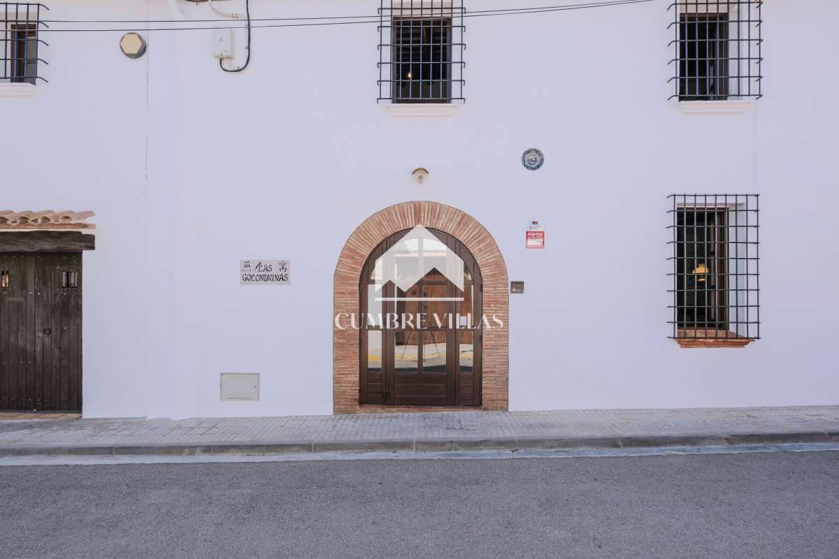 5 bedroom Villa for sale in Sant Pere de Ribes with pool garage - € 2,889,000 (Ref: 9299014)