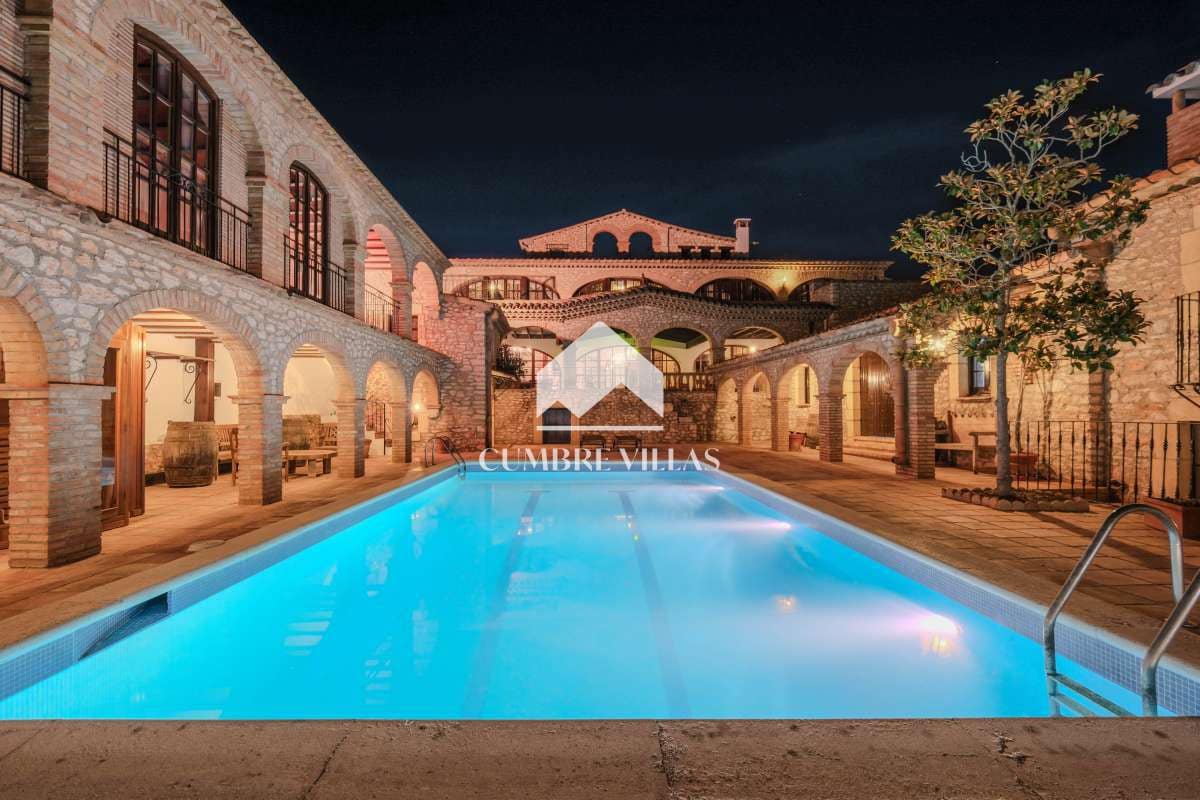 5 bedroom Villa for sale in Sant Pere de Ribes with pool garage - € 2,889,000 (Ref: 9299014)