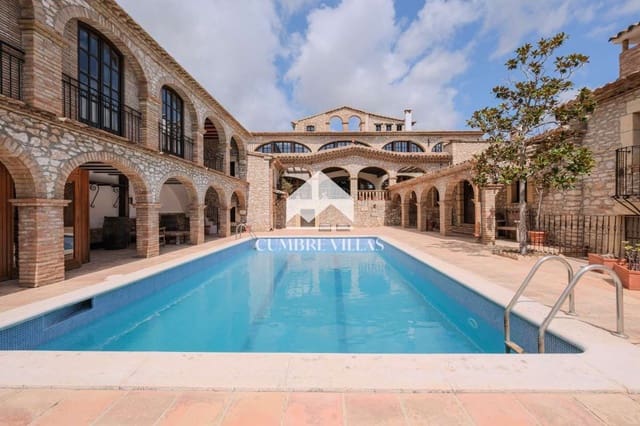 5 bedroom Villa for sale in Sant Pere de Ribes with pool garage - € 2,889,000 (Ref: 9299014)