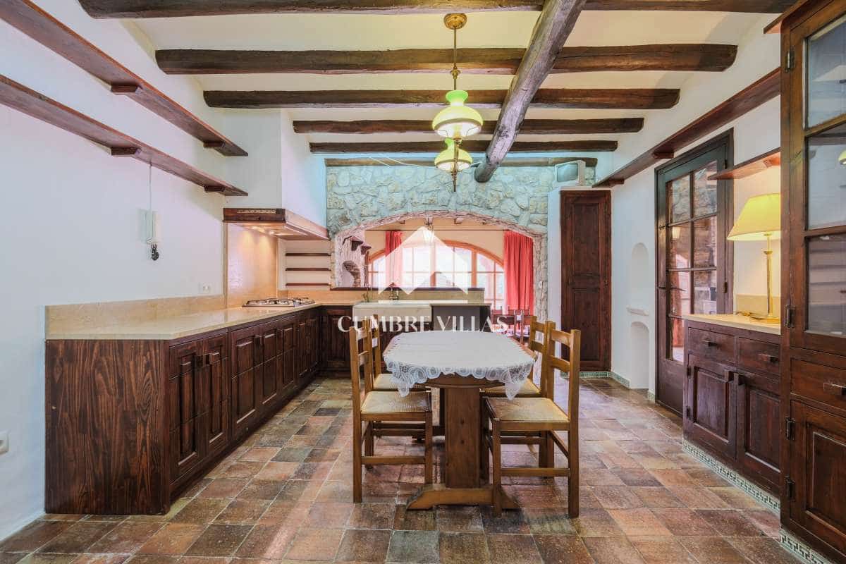 5 bedroom Villa for sale in Sant Pere de Ribes with pool garage - € 2,889,000 (Ref: 9299014)