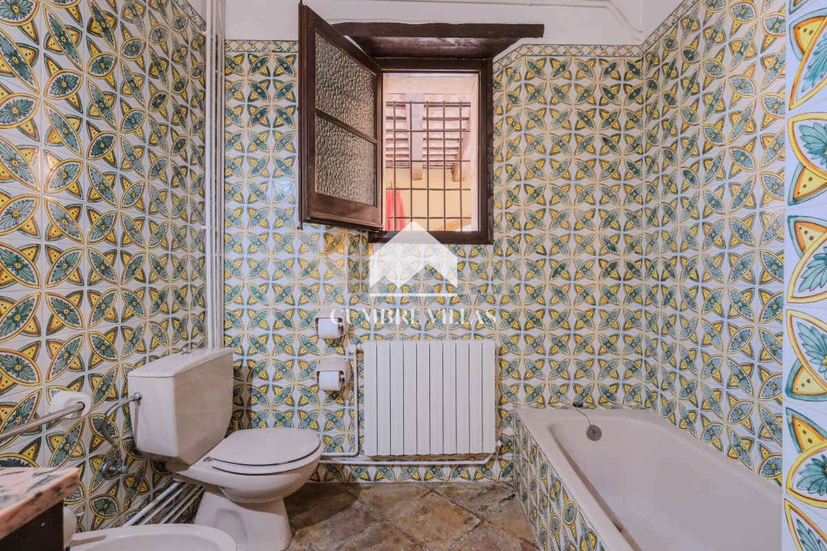 5 bedroom Villa for sale in Sant Pere de Ribes with pool garage - € 2,889,000 (Ref: 9299014)