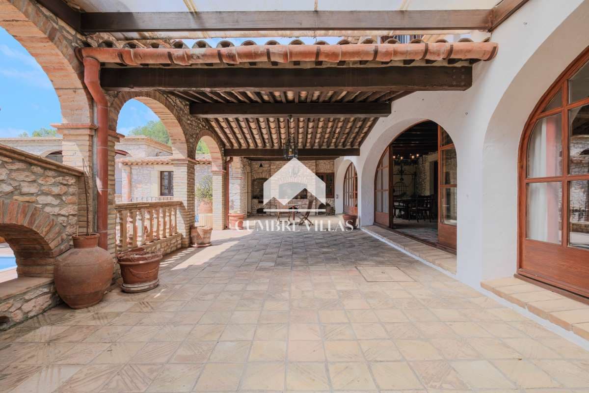 5 bedroom Villa for sale in Sant Pere de Ribes with pool garage - € 2,889,000 (Ref: 9299014)