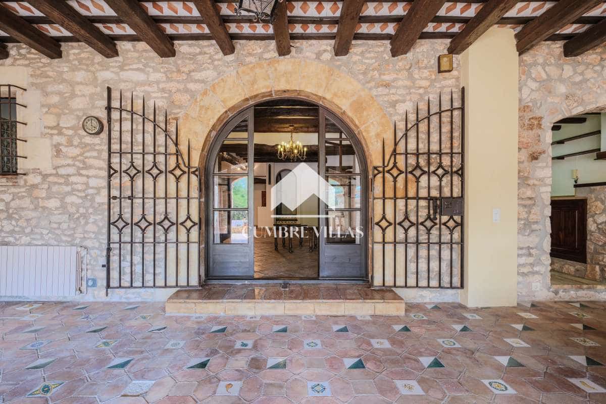 5 bedroom Villa for sale in Sant Pere de Ribes with pool garage - € 2,889,000 (Ref: 9299014)