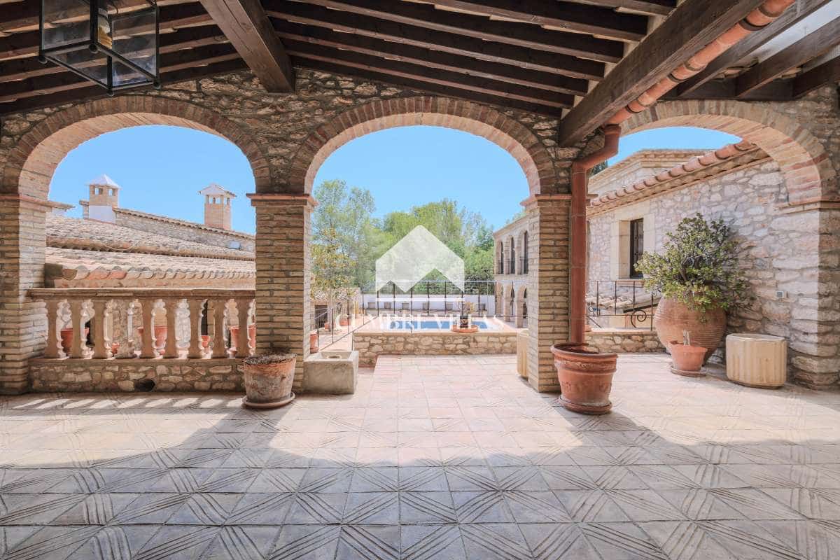 5 bedroom Villa for sale in Sant Pere de Ribes with pool garage - € 2,889,000 (Ref: 9299014)