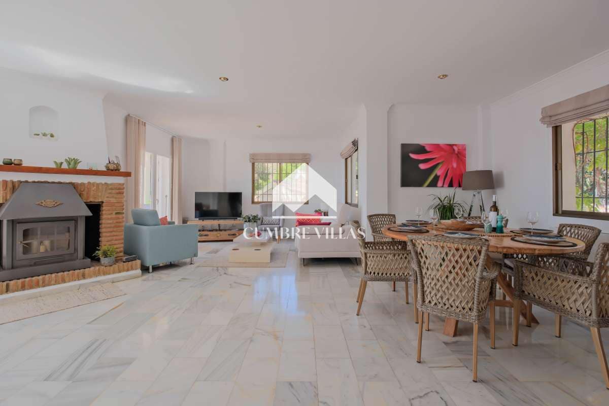 4 soverom Villa til salgs i La Herradura med svømmebasseng garasje - € 1 150 000 (Ref: 9302807)