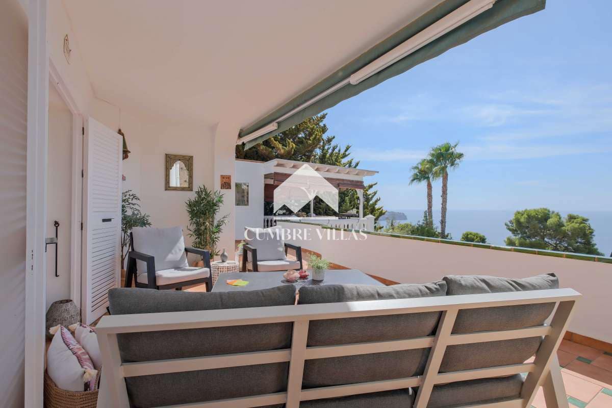 4 soverom Villa til salgs i La Herradura med svømmebasseng garasje - € 1 150 000 (Ref: 9302807)