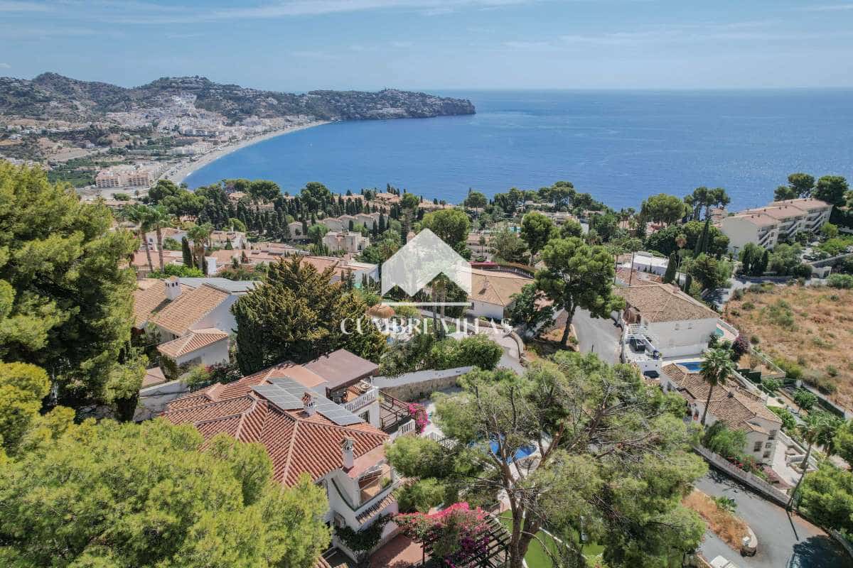 4 soverom Villa til salgs i La Herradura med svømmebasseng garasje - € 1 150 000 (Ref: 9302807)