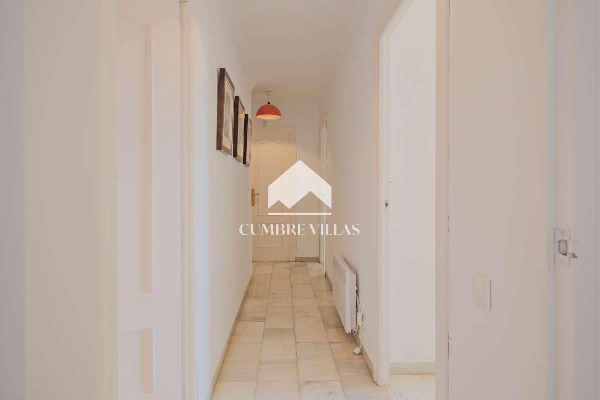 4 soverom Villa til salgs i La Herradura med svømmebasseng garasje - € 1 150 000 (Ref: 9302807)