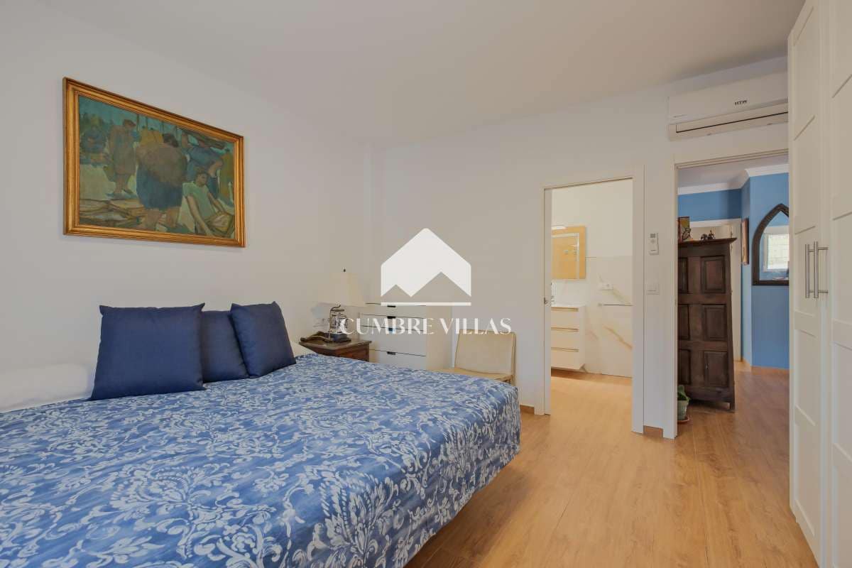 2 slaapkamer Finca/Landhuis te koop in Velez de Benaudalla met zwembad - € 280.000 (Ref: 9378530)