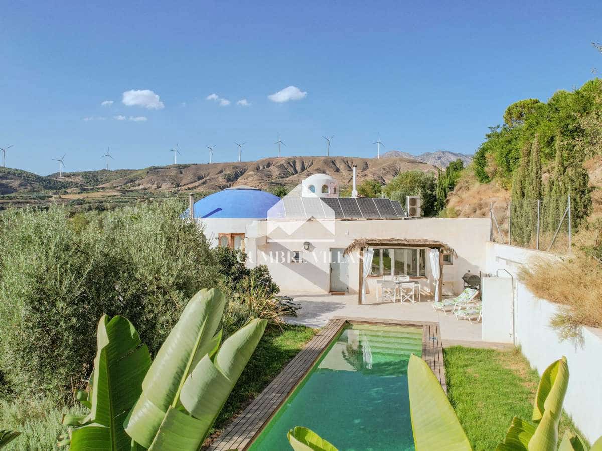 9 soveværelse Villa til salg i Melegis med swimmingpool - € 1.150.000 (Ref: 9390016)