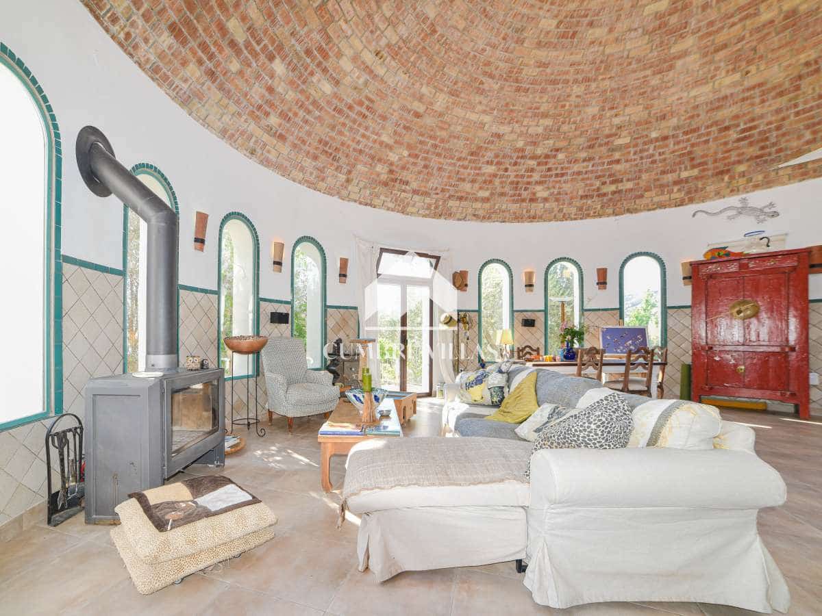 9 soveværelse Villa til salg i Melegis med swimmingpool - € 1.150.000 (Ref: 9390016)