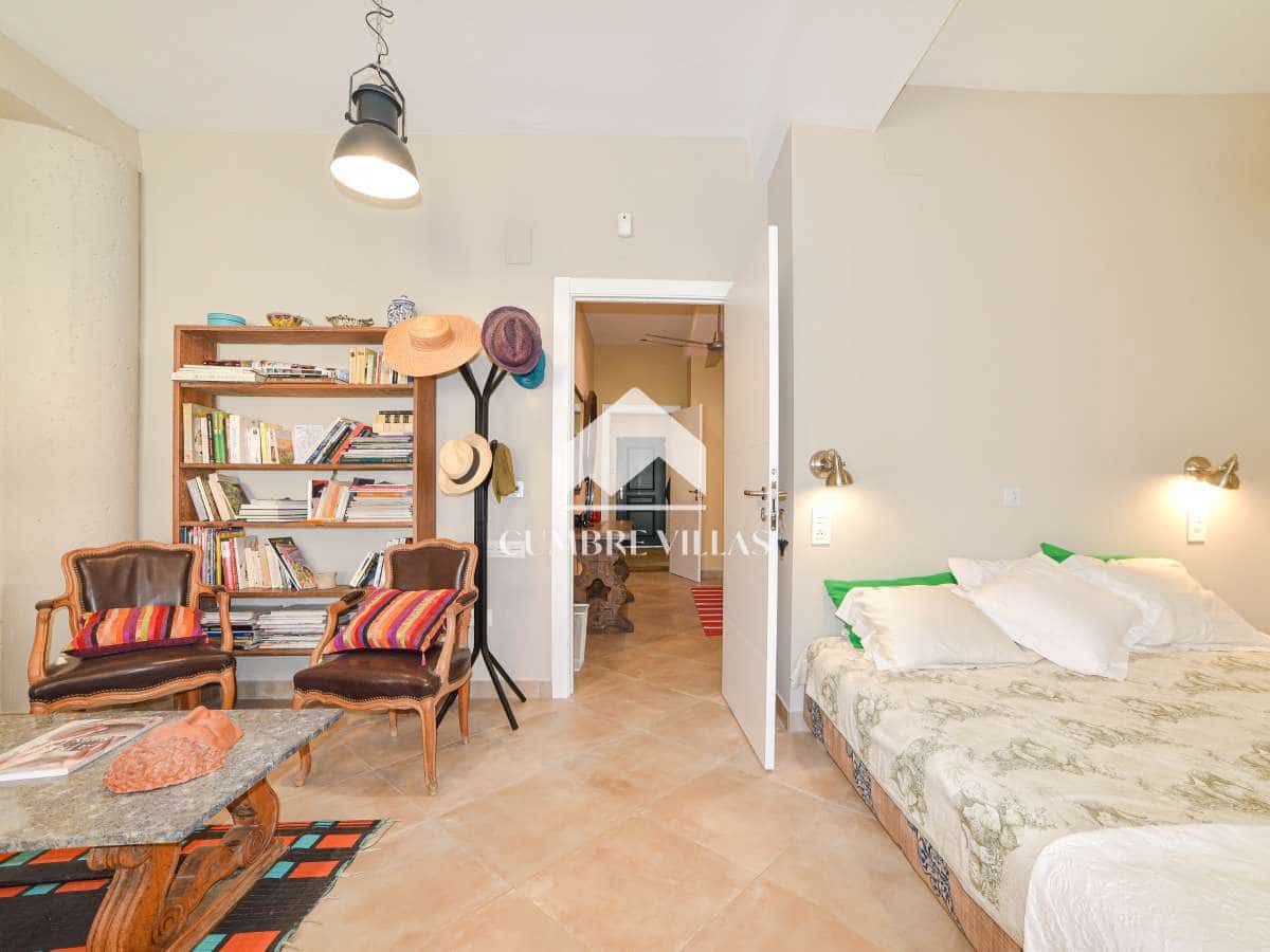 9 soveværelse Villa til salg i Melegis med swimmingpool - € 1.150.000 (Ref: 9390016)