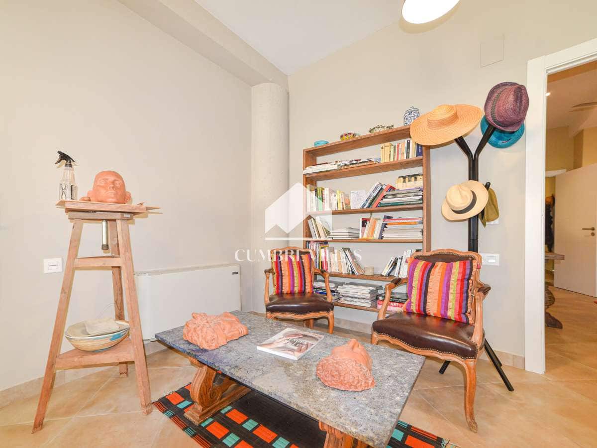 9 soveværelse Villa til salg i Melegis med swimmingpool - € 1.150.000 (Ref: 9390016)