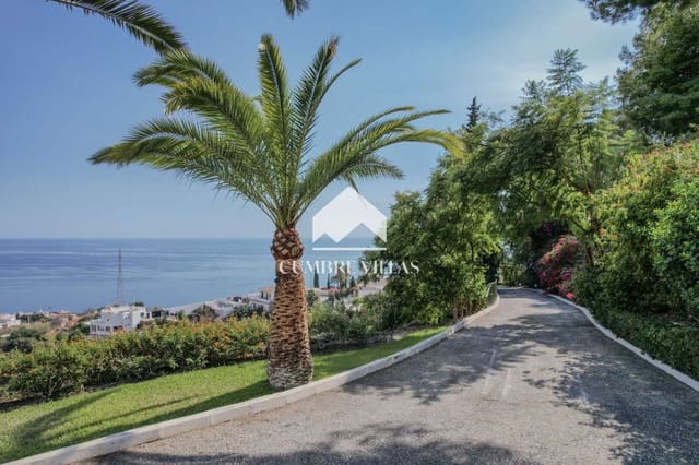 5 slaapkamer Villa te koop in Chaparil - Torrecilla - Punta Lara, Nerja met zwembad garage - € 1.100.000 (Ref: 9415335)