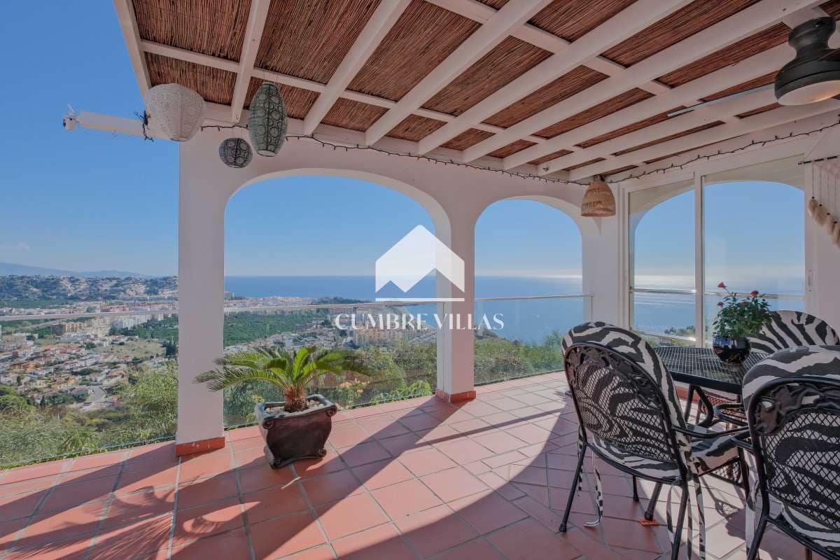 4 slaapkamer Villa te koop in Almunecar met zwembad - € 799.500 (Ref: 9432789)