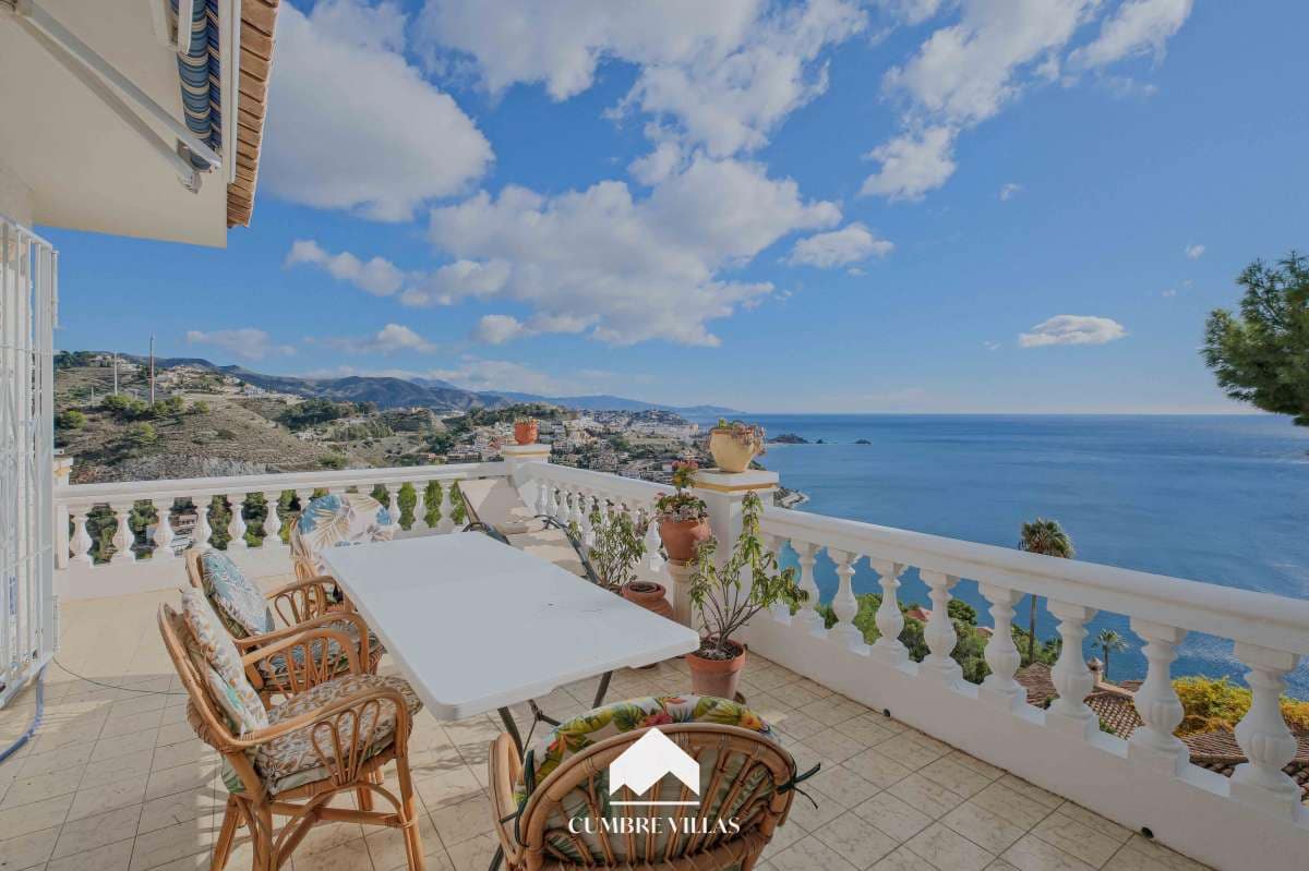 2 chambre Villa/Maison à vendre à Almunecar avec garage - 570 000 € (Ref: 9467845)