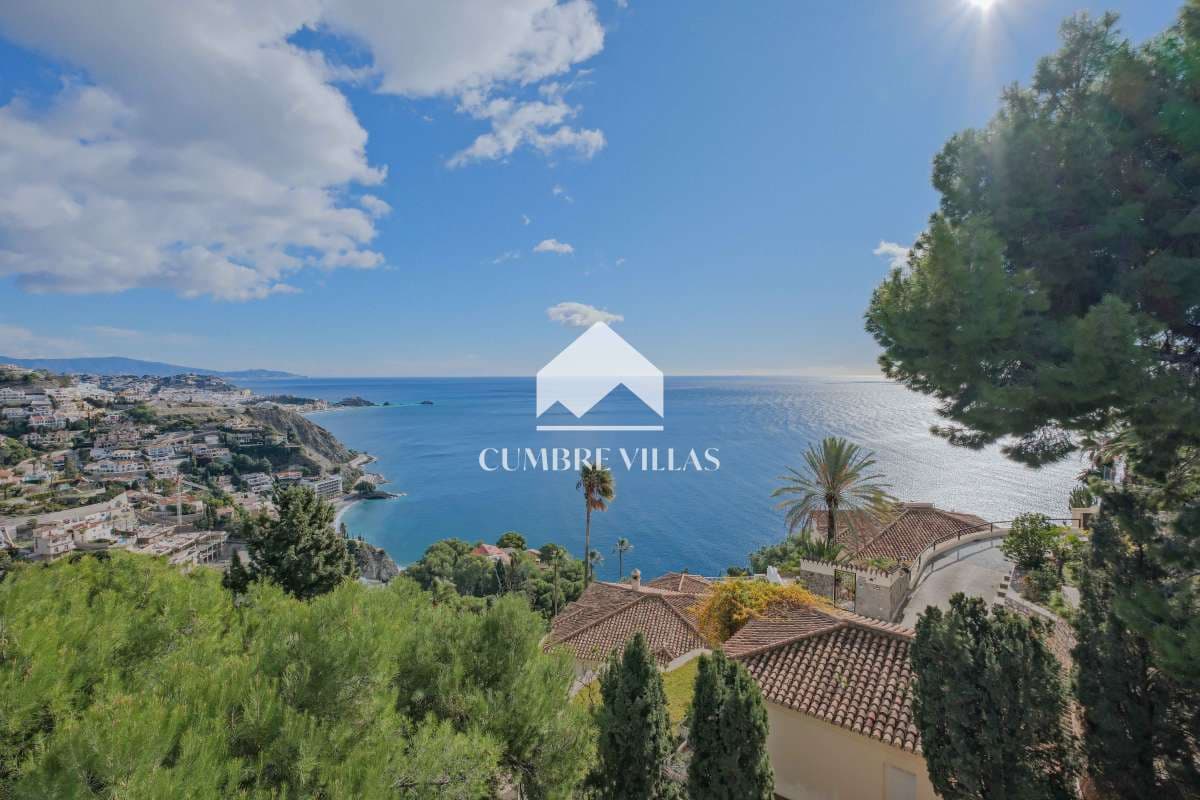 2 chambre Villa/Maison à vendre à Almunecar avec garage - 570 000 € (Ref: 9467845)